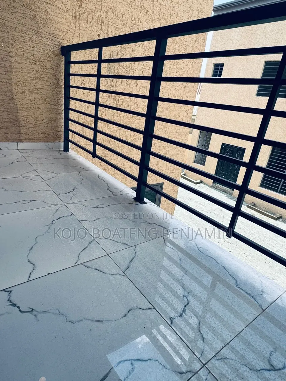 3bdrm House in Lake Side Estate for rent