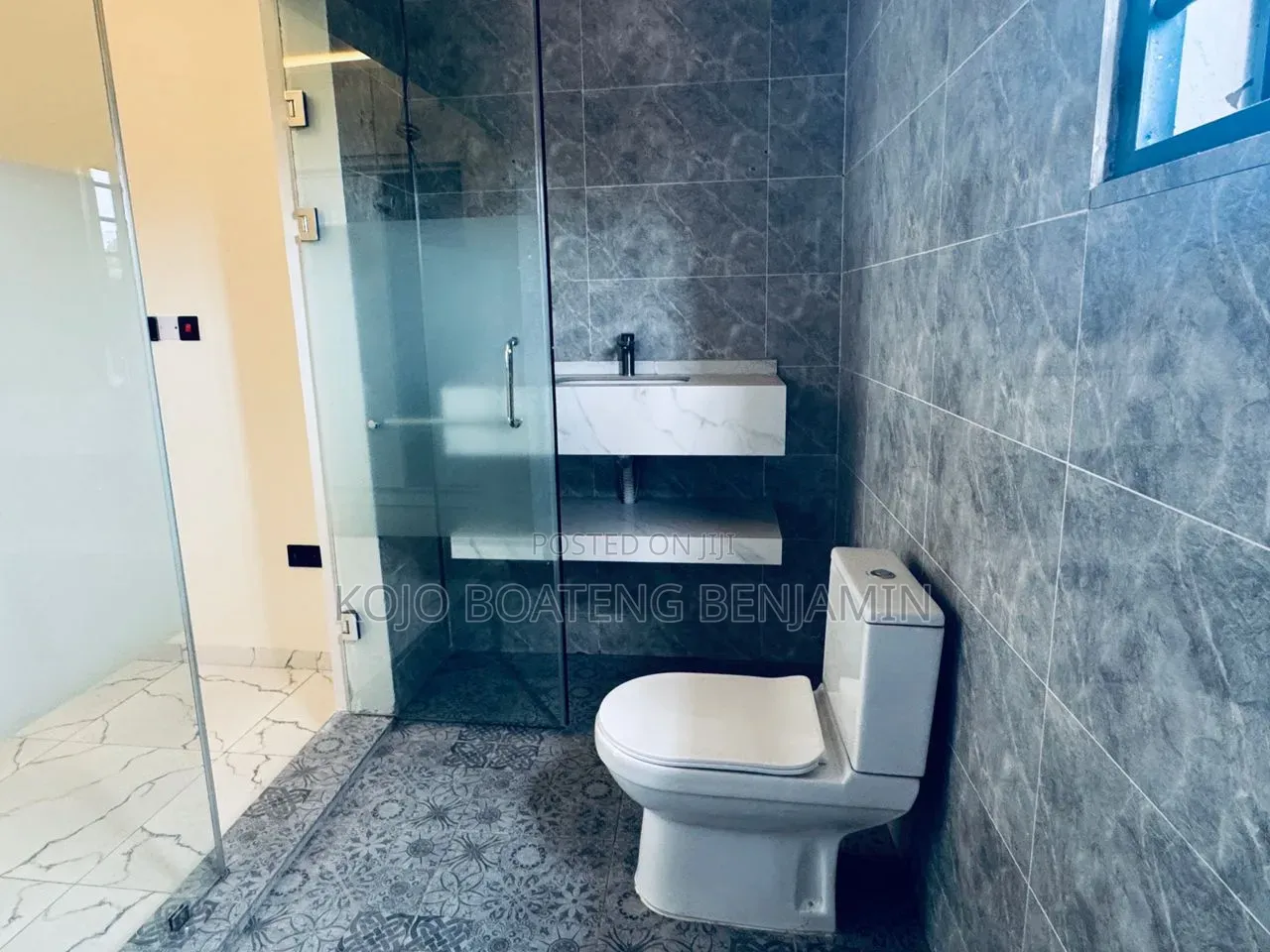 3bdrm House in Lake Side Estate for rent