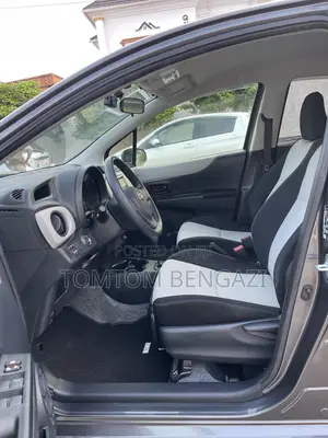 Toyota Vitz 1.3 FWD 5dr 2013 Gray