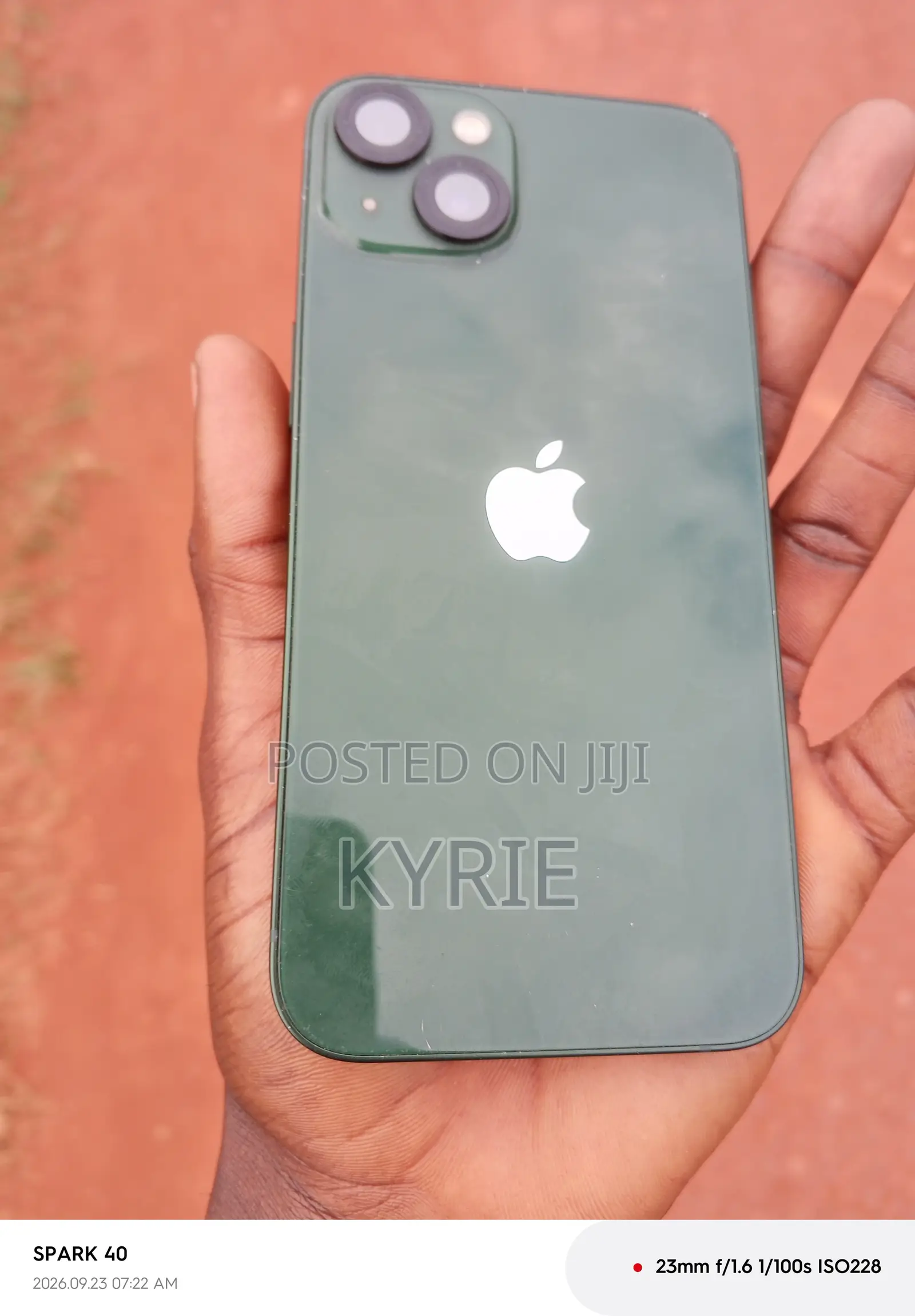 Apple iPhone 13 128 GB Green
