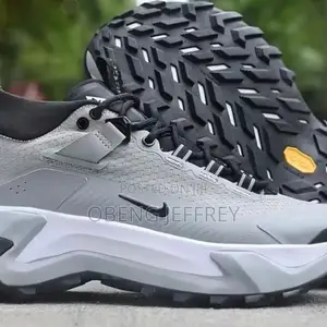 Original Nike ACG Zegama Trail in Colours