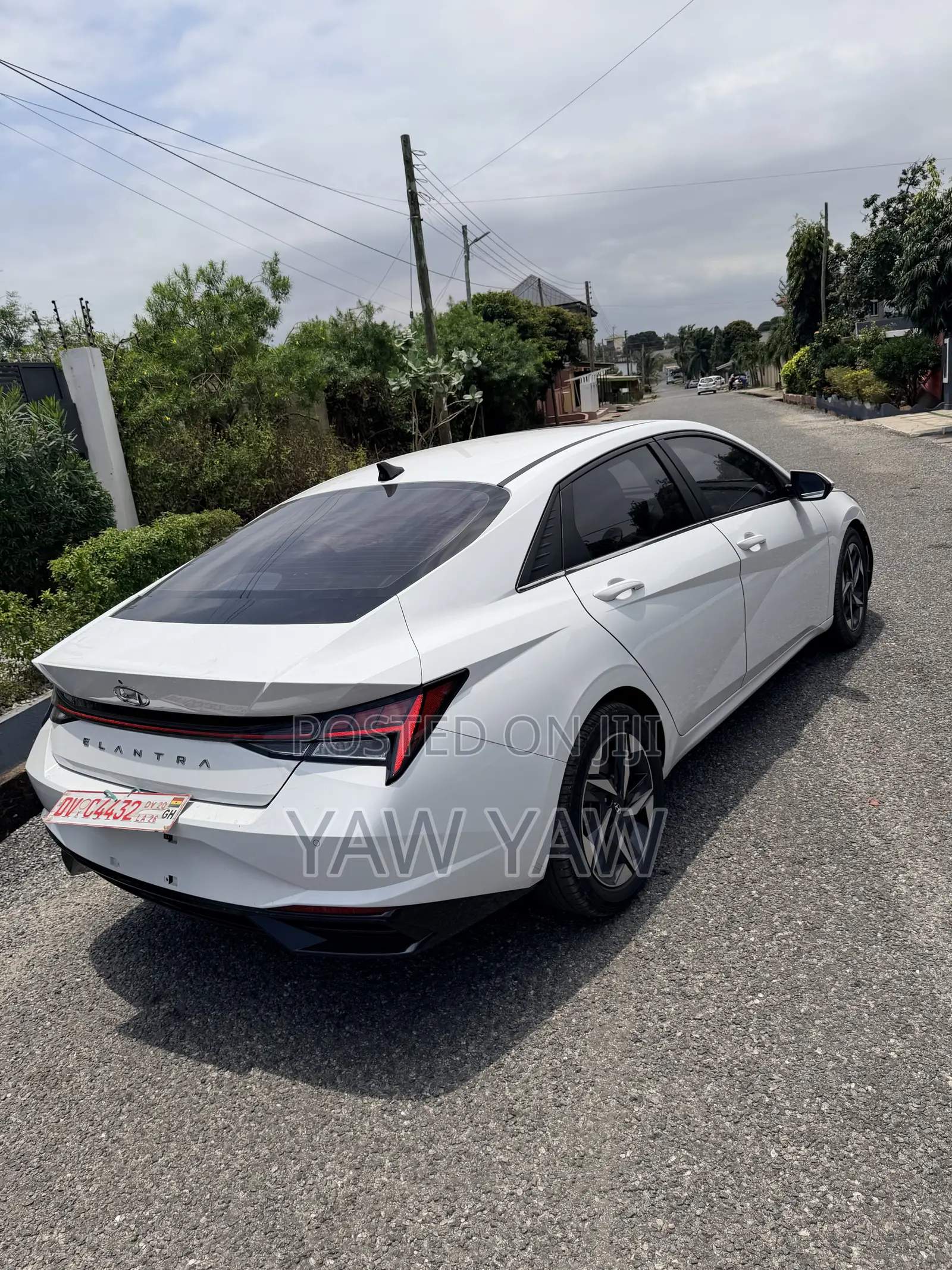 Hyundai Elantra 2023 White