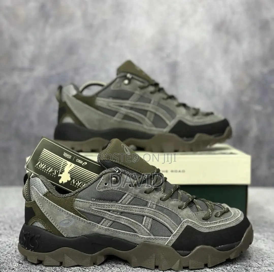 Asics Pickaxe