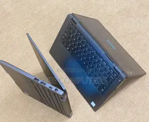Laptop Dell Latitude 5300 2-in-1 8GB Intel Core i5 SSD 256GB