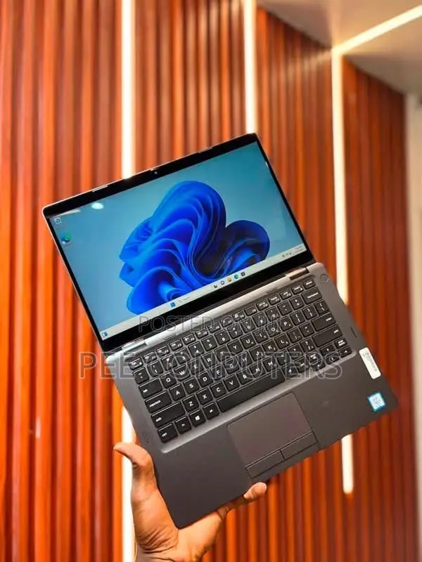 Laptop Dell Latitude 5300 2-in-1 8GB Intel Core i5 SSD 256GB