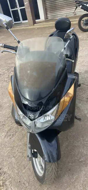 New Suzuki Burgman 2026 Black