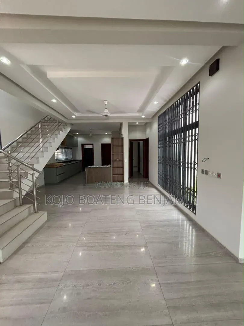 4bdrm House in School Junction for rent