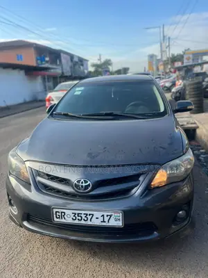 Toyota Corolla 2013 Black