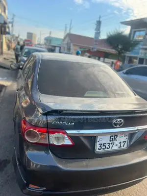 Toyota Corolla 2013 Black