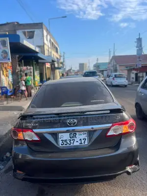 Toyota Corolla 2013 Black