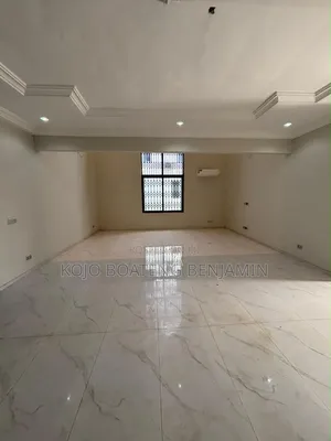 4bdrm House in School Junction for rent