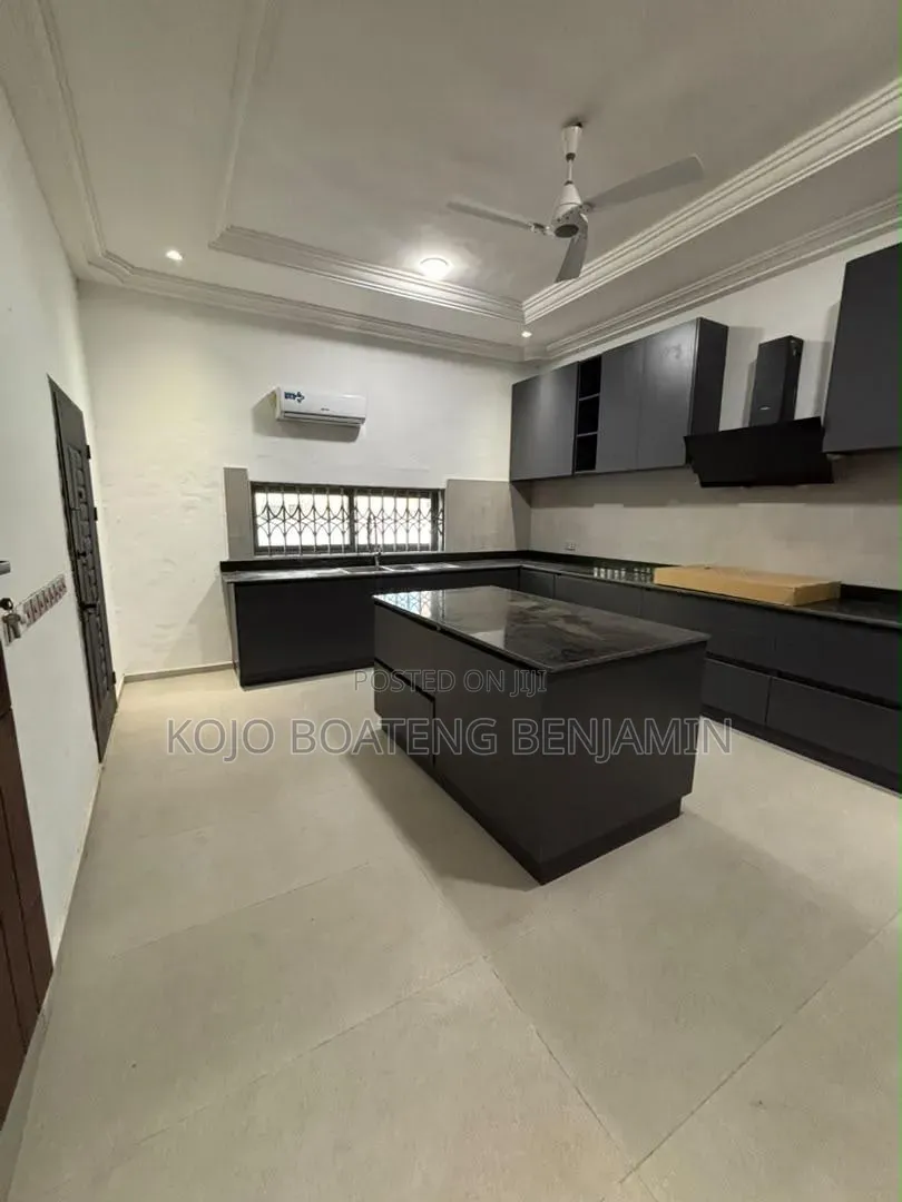 4bdrm House in School Junction for rent
