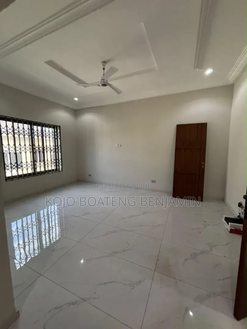 4bdrm House in School Junction for rent