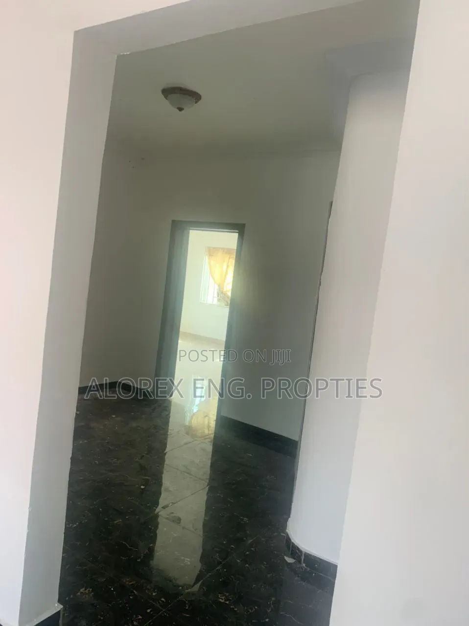 3bdrm House in Self Compound, Malejor for rent