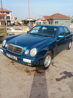 Mercedes-Benz 220E 2000 Blue