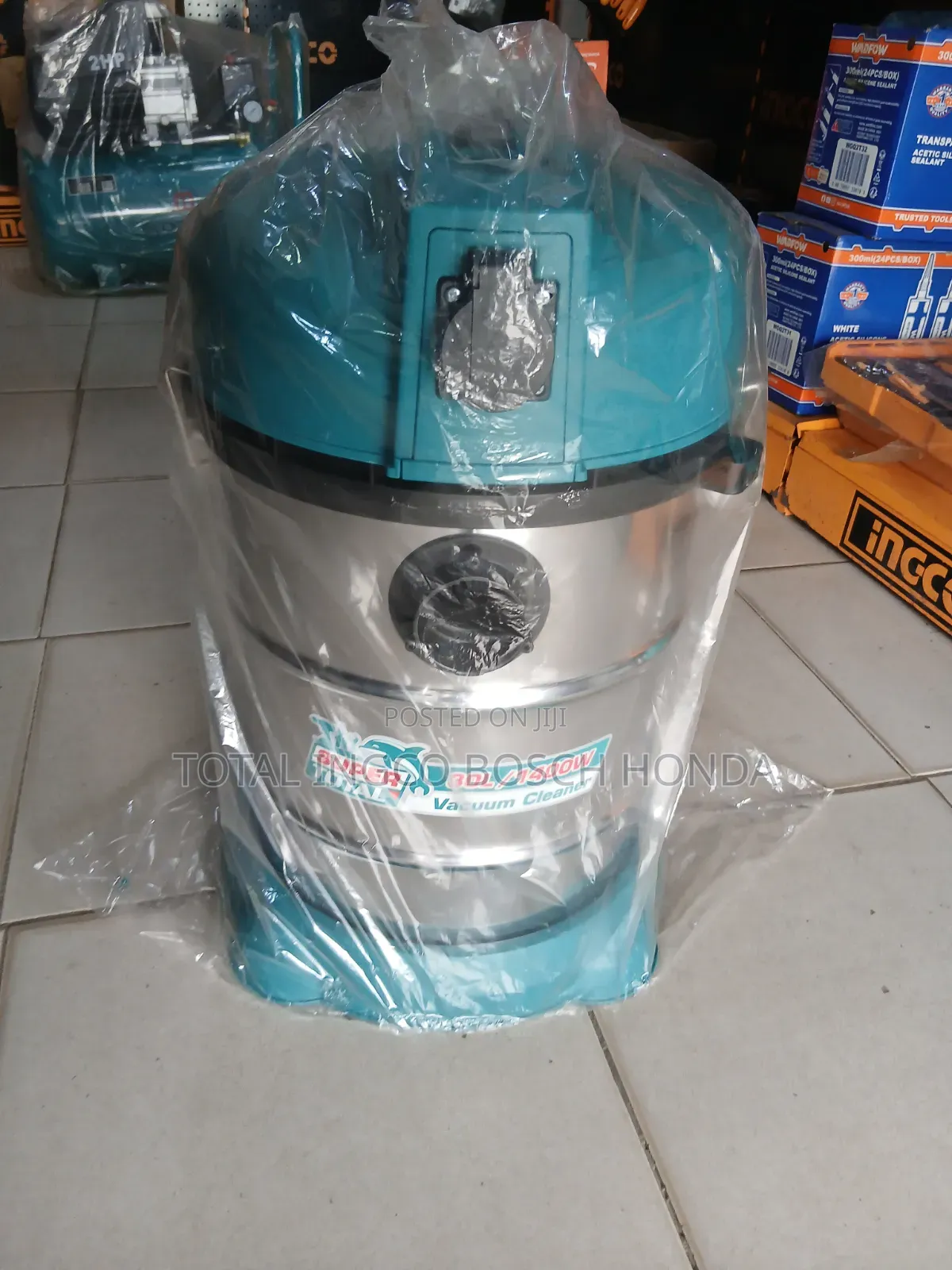 Total 1400watt Vacuum Cleaner Wet Dry