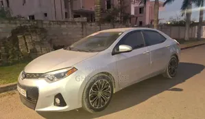 Toyota Corolla 2016 Silver
