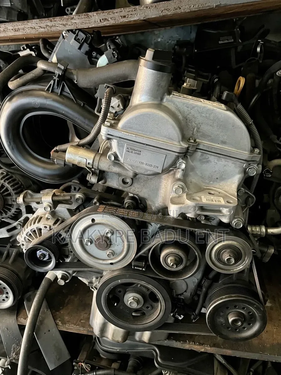Toyota Vitz Engine 4 Plugs Complete