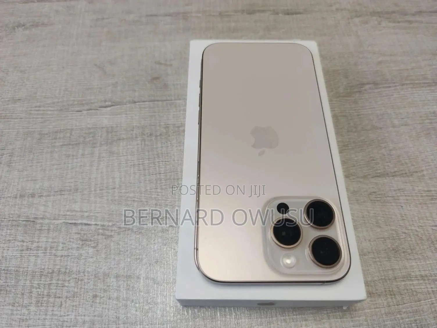 Apple iPhone 16 Pro Max 256 GB Gold