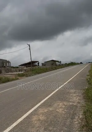 Beautiful Location One Plot With Uncompleted Building in Ejisu