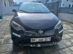 Toyota Corolla 2016 Black