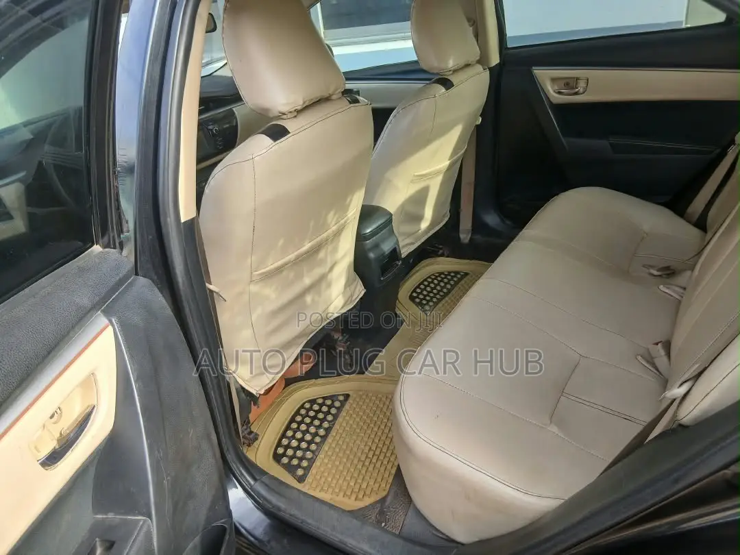 Toyota Corolla 2016 Black
