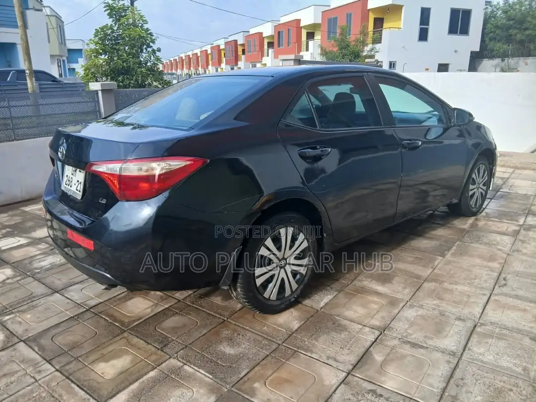 Toyota Corolla 2016 Black