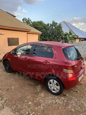 Toyota Vitz 2012