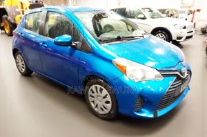 Toyota Yaris SE Hatchback 5dr 2017 Blue