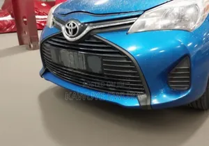 Toyota Yaris SE Hatchback 5dr 2017 Blue