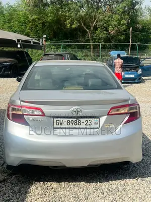 Toyota Camry 2014 Silver