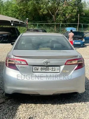 Toyota Camry 2014 Silver