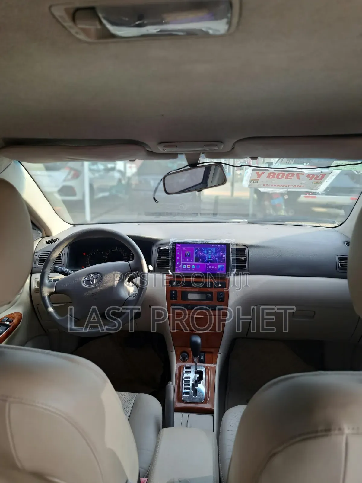 Toyota Corolla Altis 2010 White