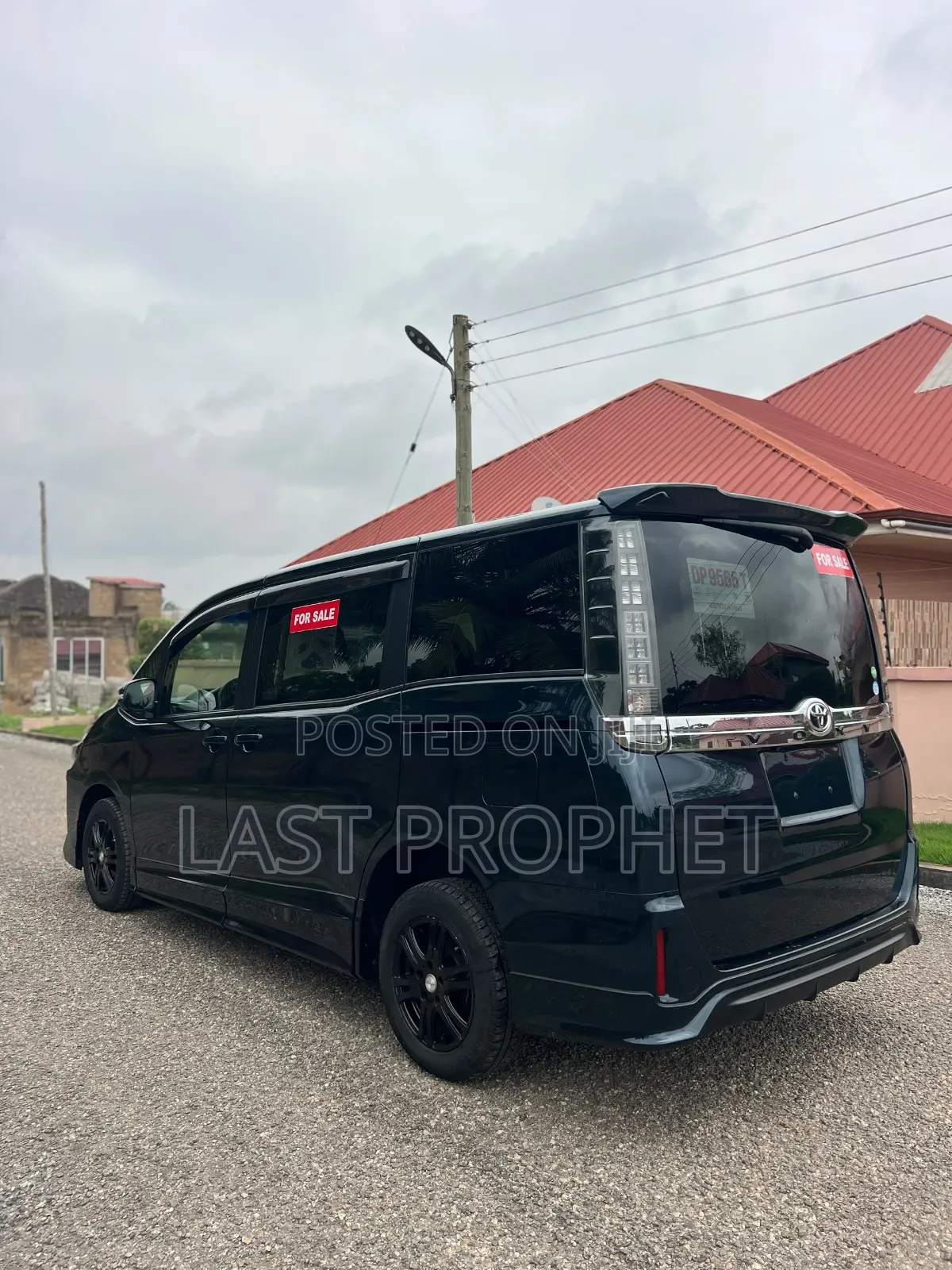 Toyota Voxy 2015 Black