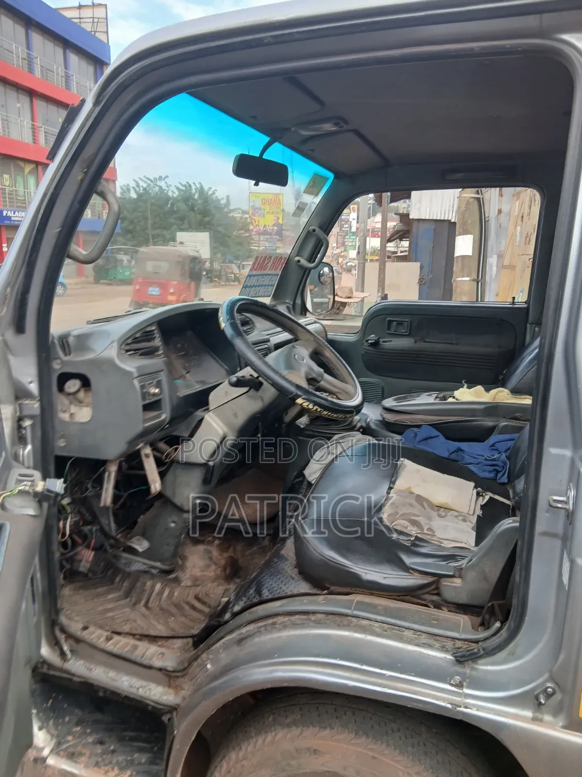 Very Strong and Reliable Samsung Truck