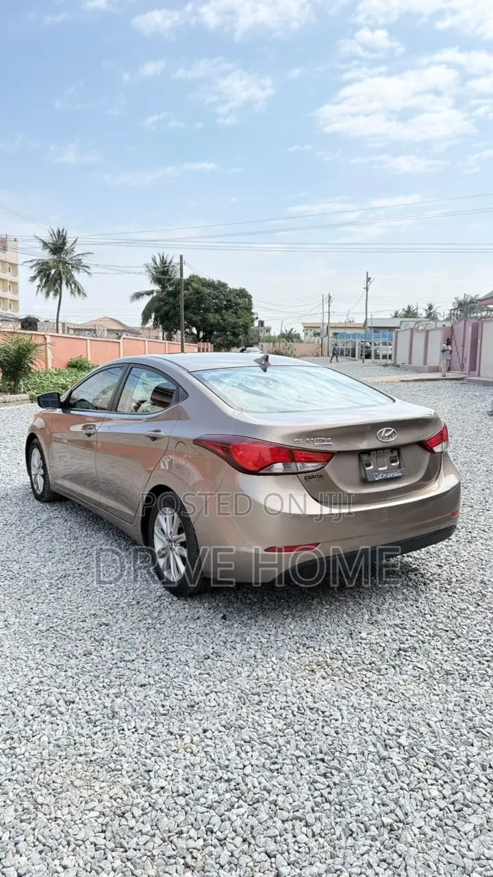 Hyundai Elantra 2015