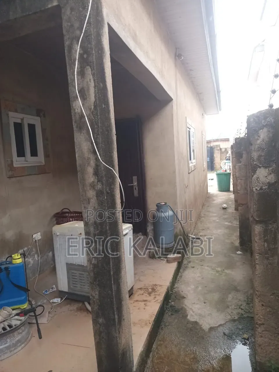 3bdrm Duplex in Amasaman for sale
