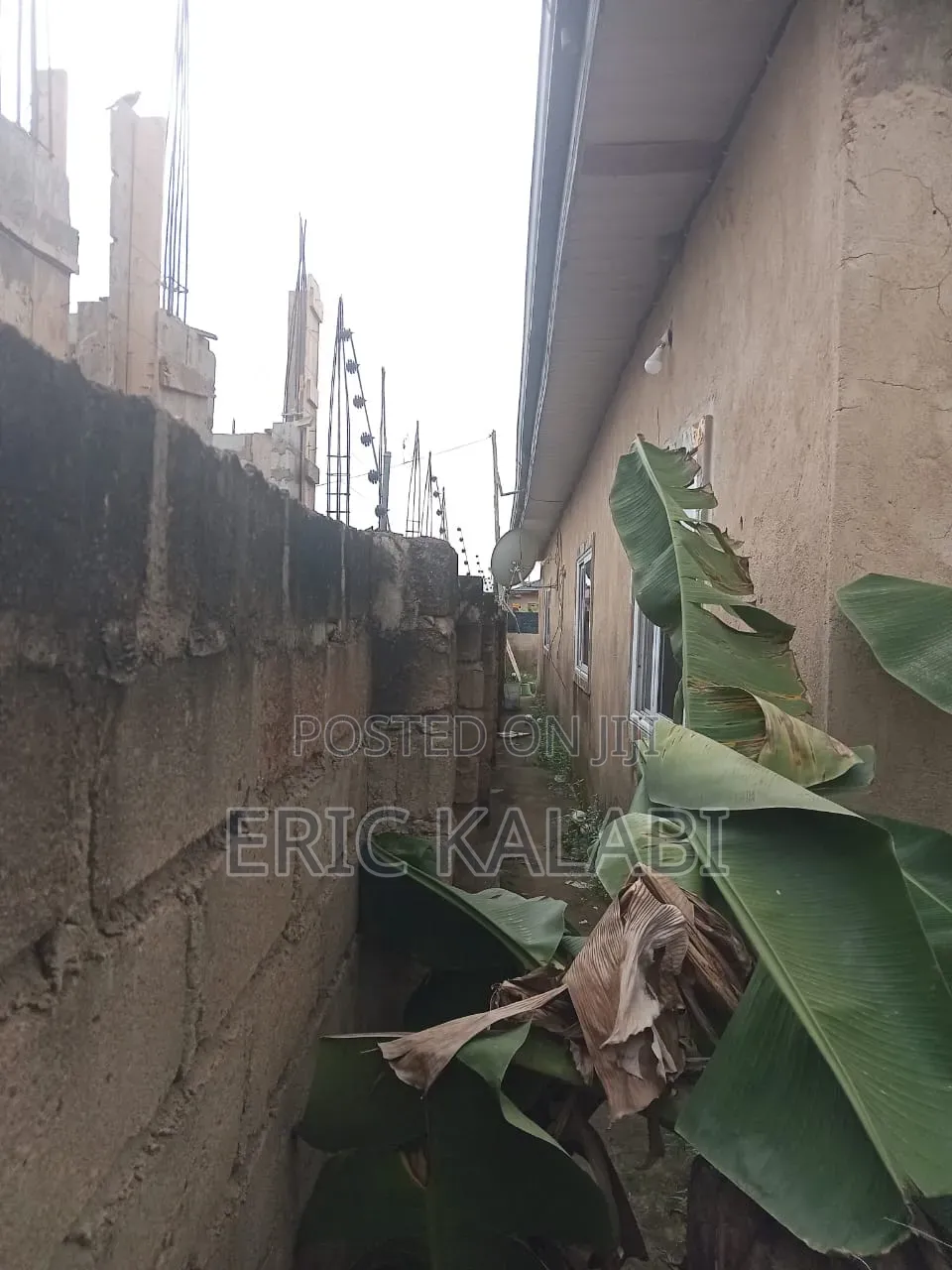 3bdrm Duplex in Amasaman for sale