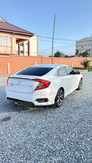 Honda Civic EX Sedan 2020 White