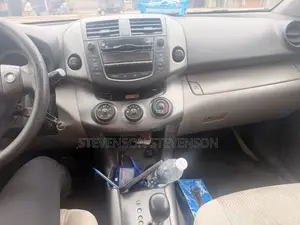 Toyota RAV4 2.5 4x4 2012 Blue
