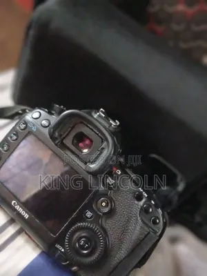 Canon Eos Iconic