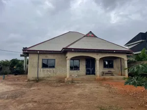 4bdrm House in Trimude Agency And, Kumasi Metropolitan for sale