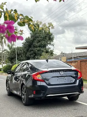 Honda Civic Touring Sedan 2020