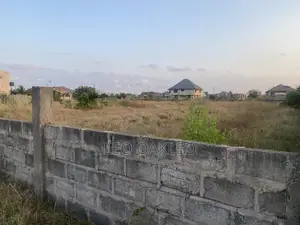 2 Full Plots of Land 100ft by 70ft Close to Castle Gate Estates