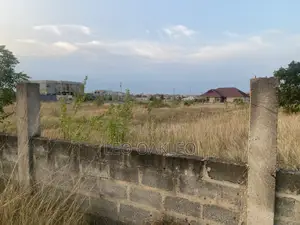 2 Full Plots of Land 100ft by 70ft Close to Castle Gate Estates