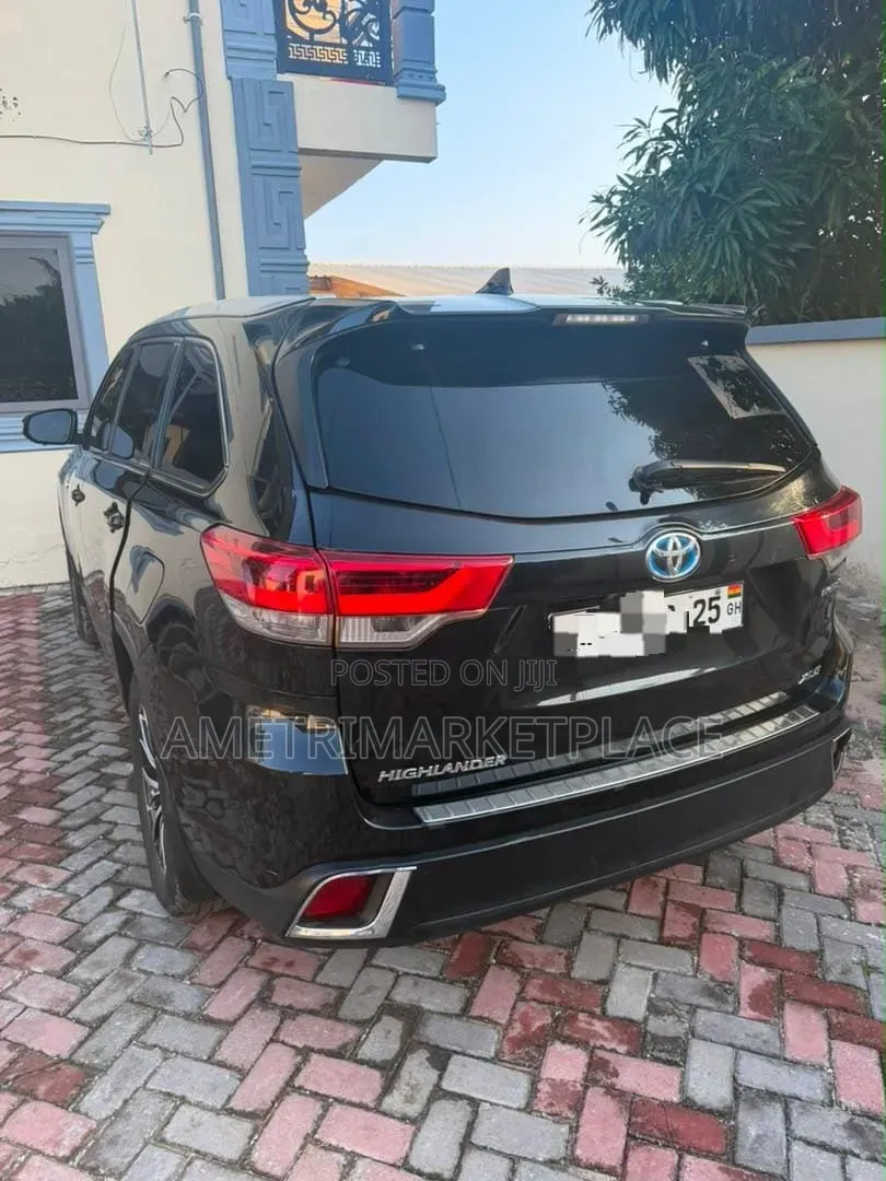 Toyota Highlander XLE 2019 Black