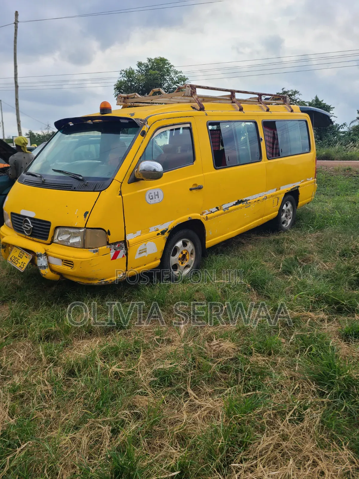 Mercedes-Benz Sprinter 2002 Yellow