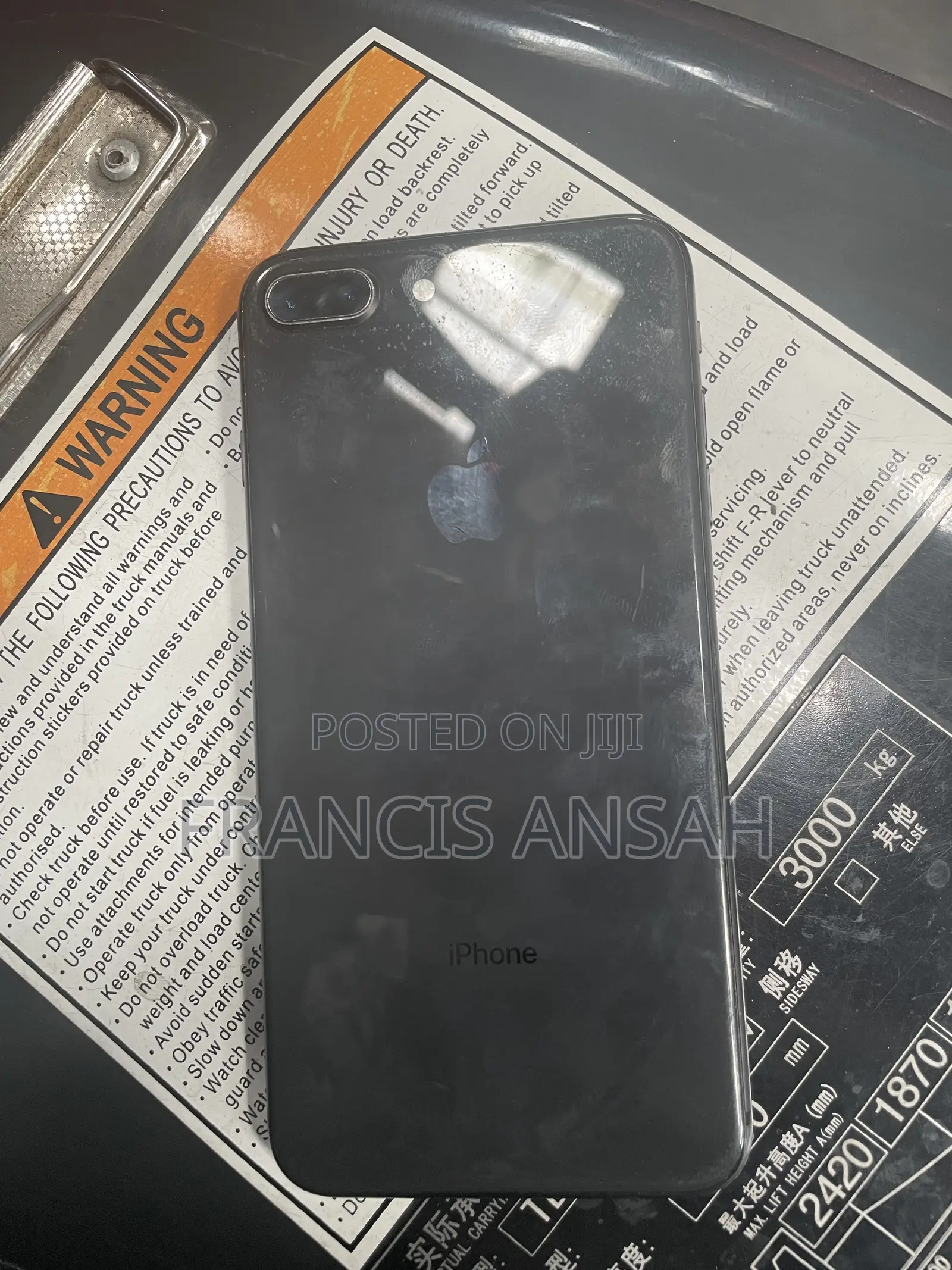Apple iPhone 8 Plus 64 GB Black