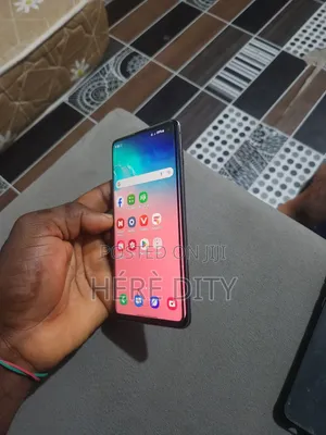 Samsung Galaxy S10 128 GB Black