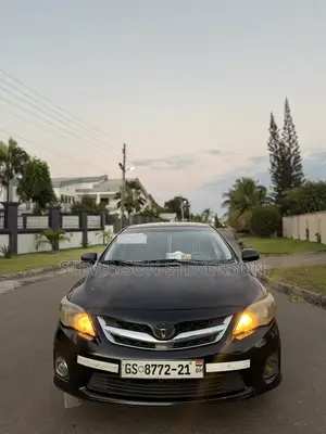 Toyota Corolla LE 4dr Sedan (1.8L 4cyl 4A) 2011 Black